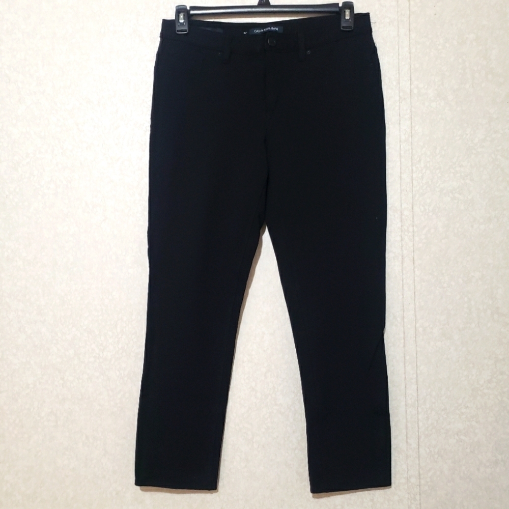 Calvin Klein Black Slim Fit legging.....size:12